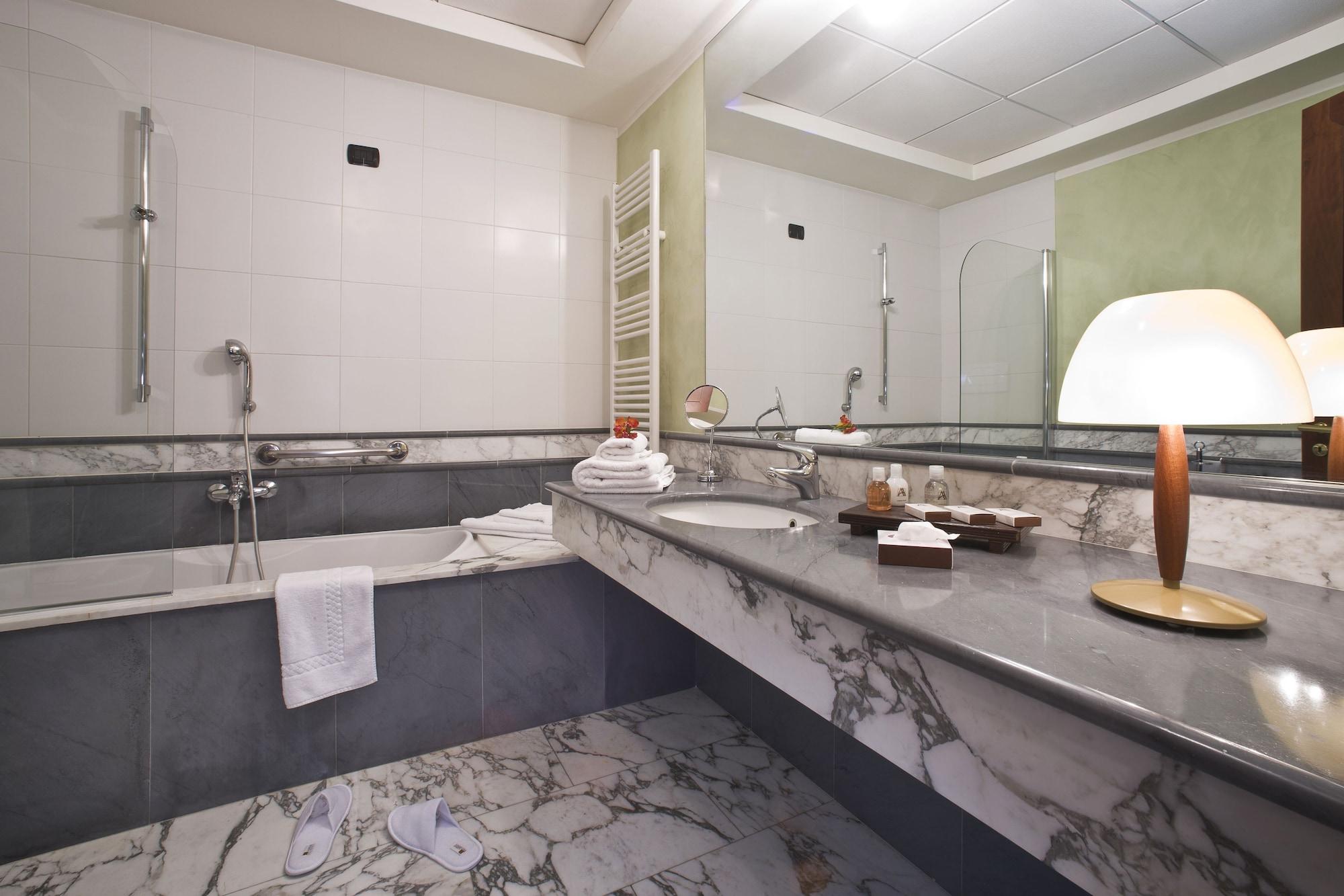 Albergo dell'Agenzia Bra Esterno foto