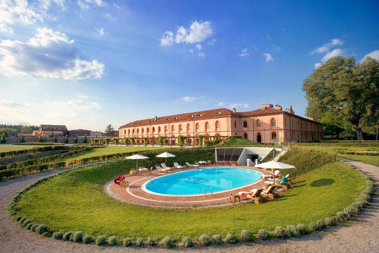 Albergo dell'Agenzia Bra Esterno foto