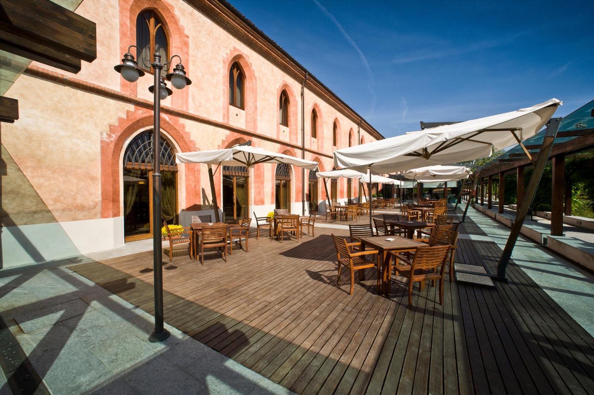 Albergo dell'Agenzia Bra Esterno foto